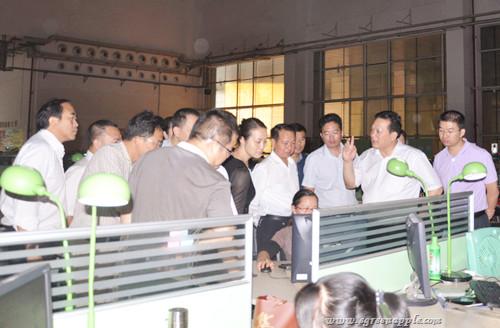 20120928省委党校区县市委副书记学员一行来青苹果