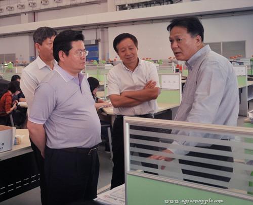 黑龙江省委宣传部部长张效廉及湖南省委宣传部副部长蒋祖烜一行访青